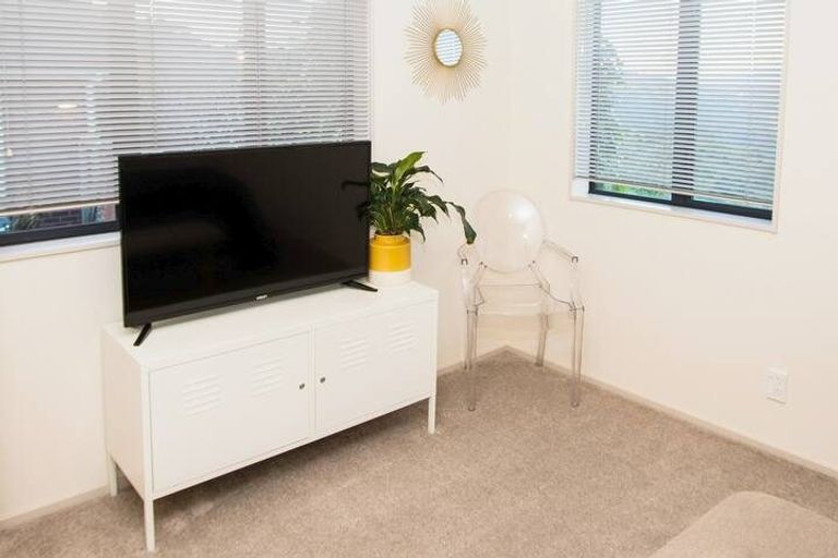 Photo of property in 350 Horokiwi Road, Horokiwi, Wellington, 5016