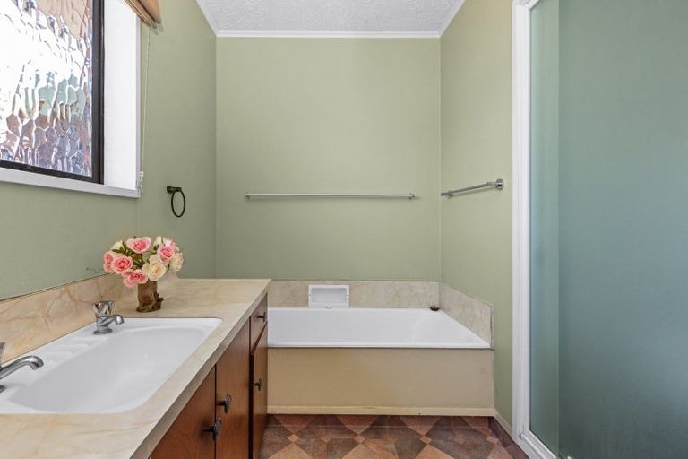 Photo of property in 3/14 Avondale Road, Taradale, Napier, 4112