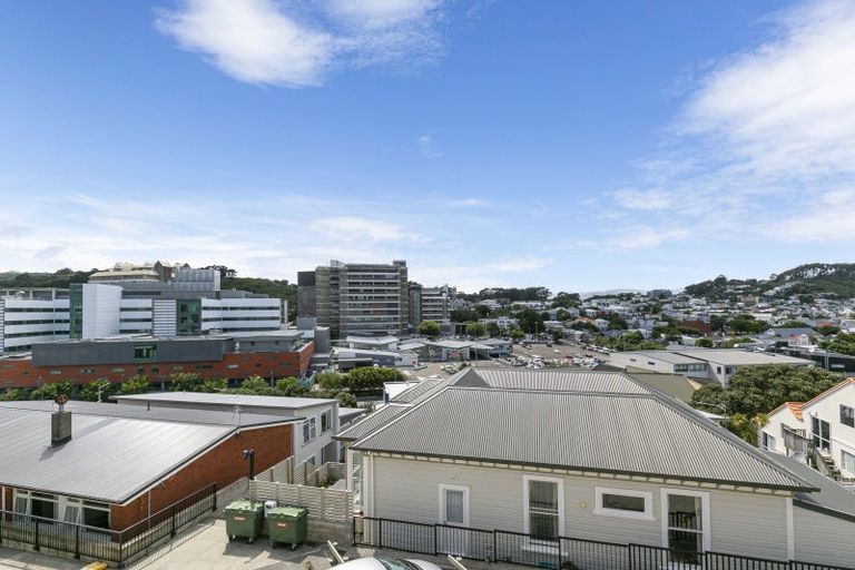 Photo of property in 8/245 Adelaide Road, Newtown, Wellington, 6021