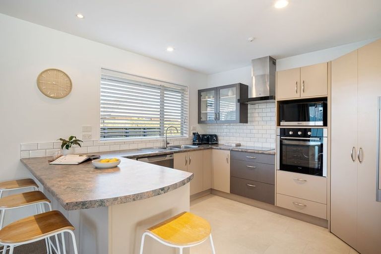 Photo of property in 10 Limes Avenue, Parklands, Christchurch, 8083