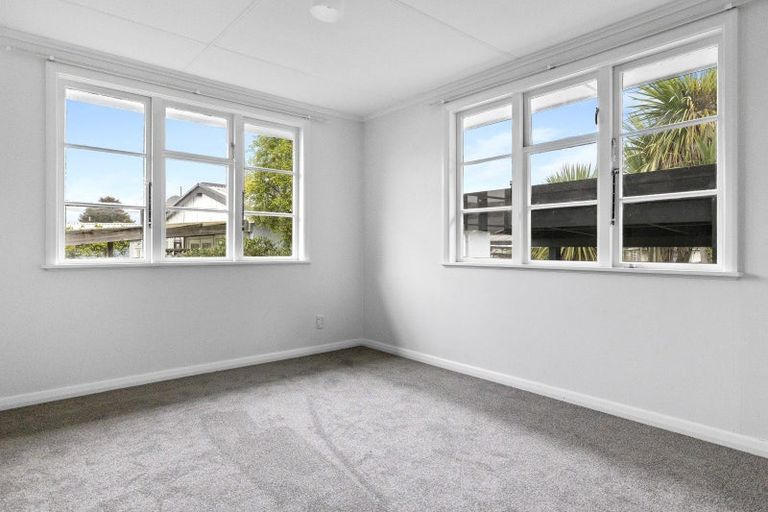Photo of property in 14 Laughton Street, Taupo, 3330