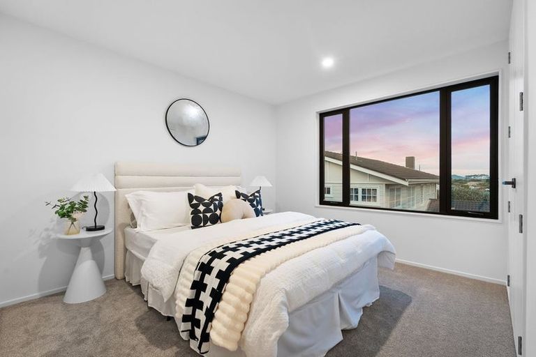 Photo of property in 1c Maxwelton Drive, Mairangi Bay, Auckland, 0630