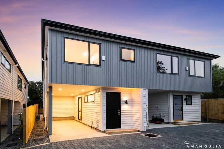 Photo of property in 8d Butterworth Drive, Glendene, 0602