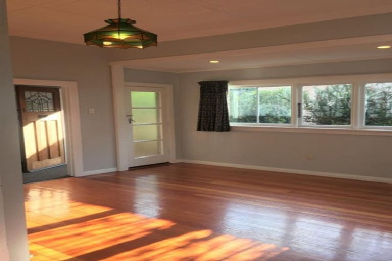 Photo of property in 21 Murray Street, Caversham, Dunedin, 9012