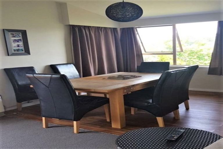 Photo of property in 4 Intrepid Place, Torbay, Auckland, 0630