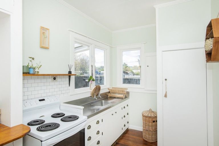 Photo of property in 120 Iranui Road, Inner Kaiti, Gisborne, 4010