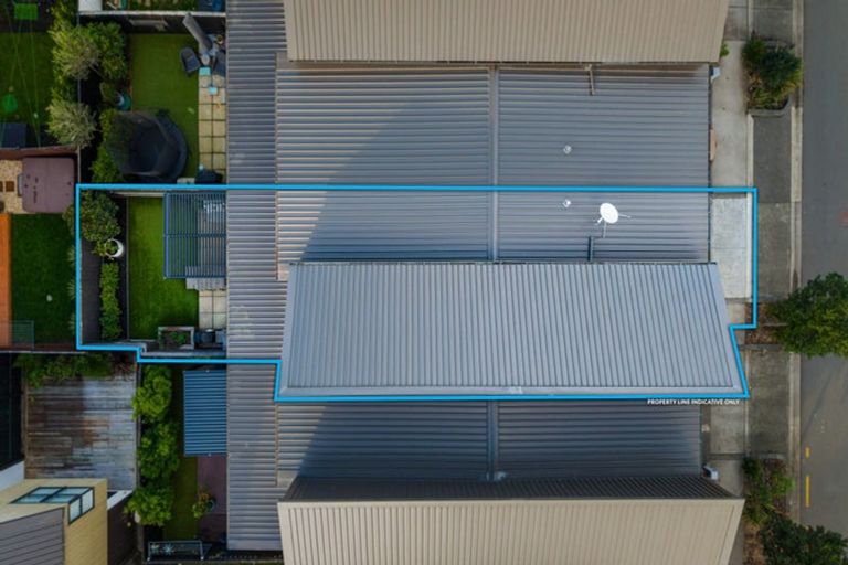Photo of property in 48 Glidepath Road, Hobsonville, Auckland, 0616