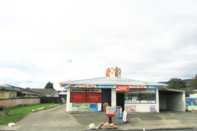 Photo of property in 20f2- Ebdentown Street, Ebdentown, Upper Hutt, 5018