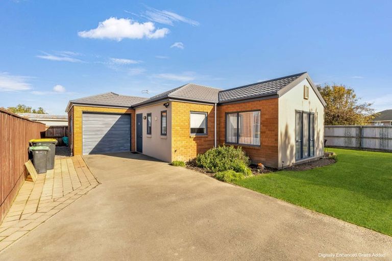 Photo of property in 142a Springs Road, Hornby, Christchurch, 8042