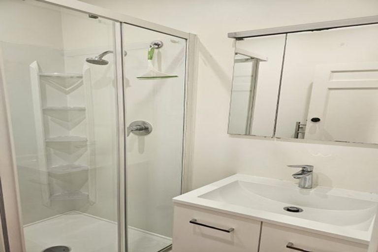 Photo of property in 51 Albemarle Road, Northland, Wellington, 6012