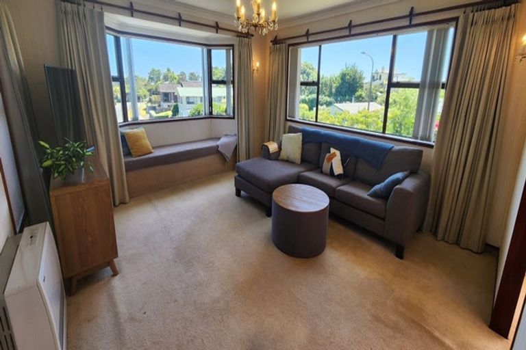 Photo of property in 9 Tiverton Crescent, Whalers Gate, New Plymouth, 4310