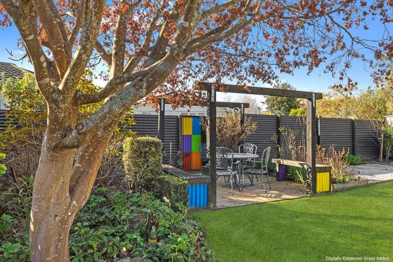 Photo of property in 18 Truscott Grove, Awapuni, Palmerston North, 4412