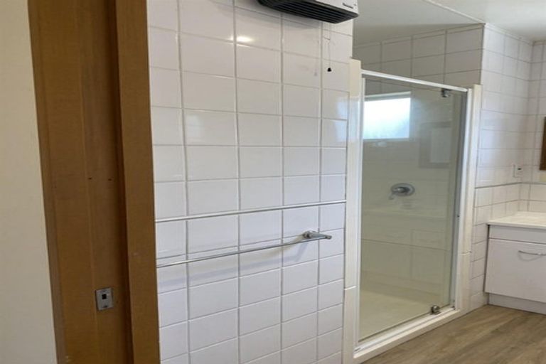 Photo of property in 12c George Street, Riccarton, Christchurch, 8041