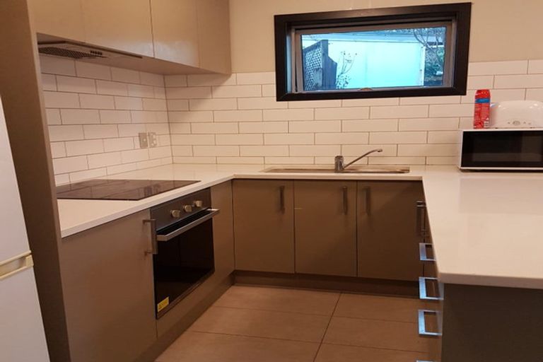 Photo of property in 208 Don Buck Road, Massey, Auckland, 0614