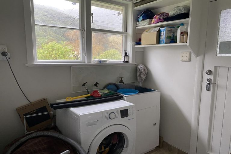 Photo of property in 199 Riverside Drive, Waterloo, Lower Hutt, 5011