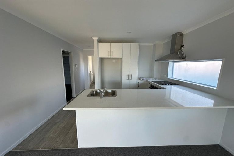 Photo of property in 35 Royston Street, Rosehill, Papakura, 2113
