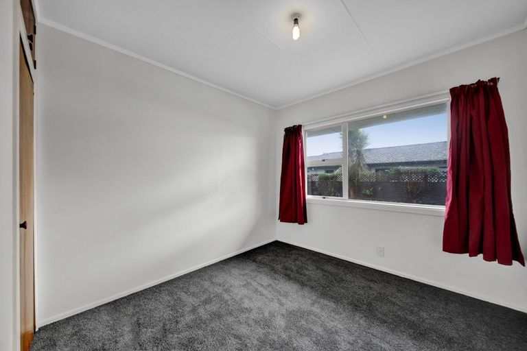 Photo of property in 8a Milmoe Street, Hawera, 4610