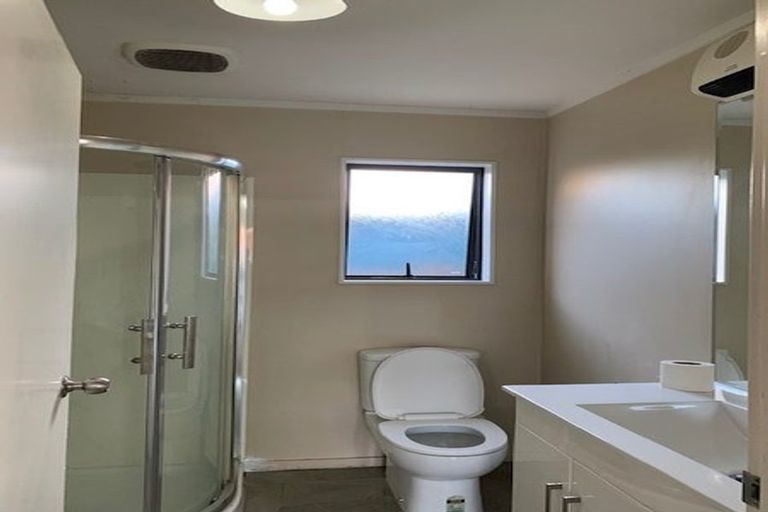 Photo of property in 18 Henwood Road, Mangere East, Auckland, 2024