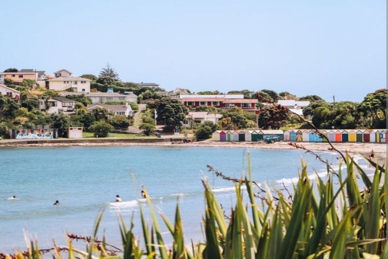 Photo of property in 25a-d Tireti Road, Titahi Bay, Porirua, 5022