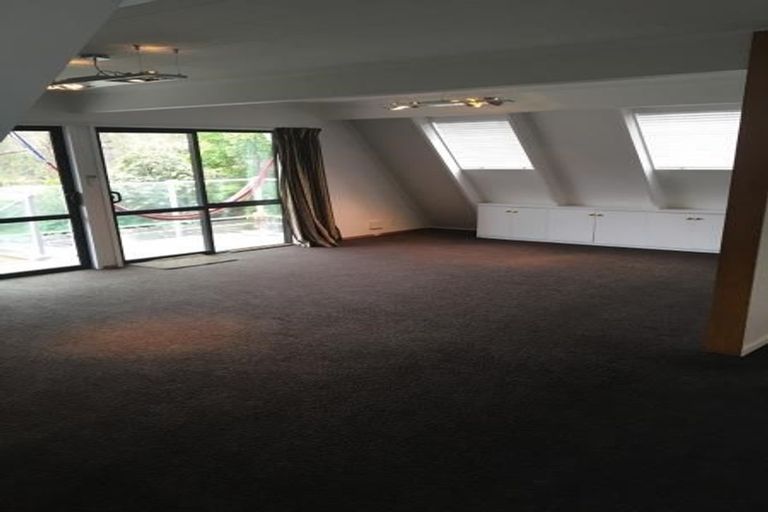 Photo of property in 52 Palatine Terrace, Saint Martins, Christchurch, 8022