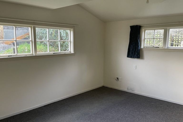 Photo of property in 40 Koe Street, Moana, 7872