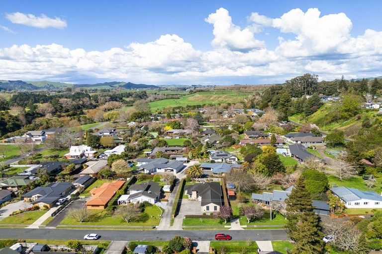 Photo of property in 14 Bronte Place, Leamington, Cambridge, 3432