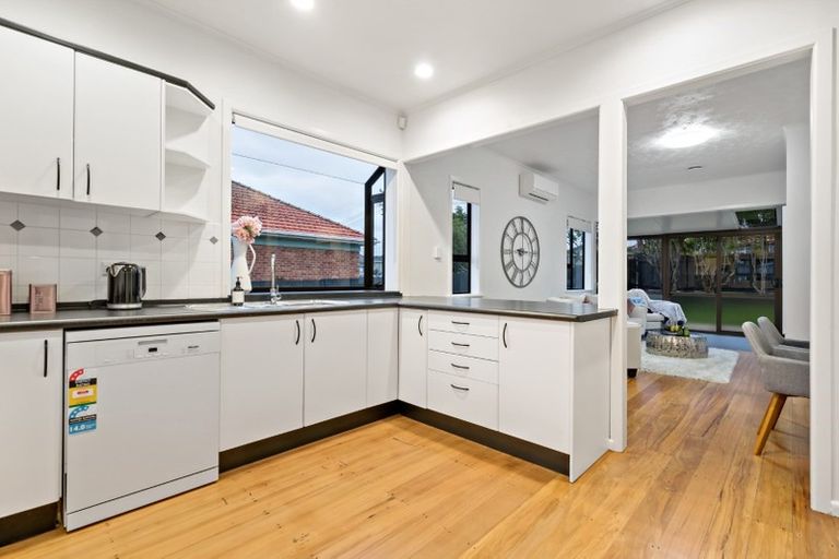 Photo of property in 1/18 Ashlynne Avenue, Papatoetoe, Auckland, 2025