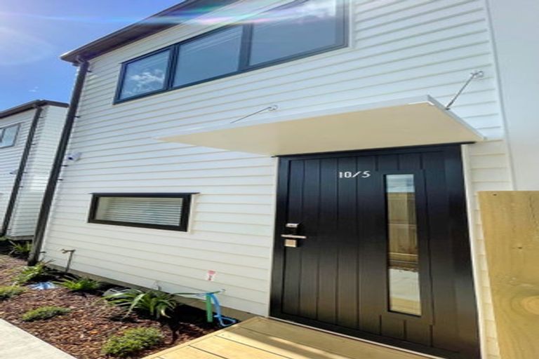 Photo of property in 5/5 Brandon Road, Glen Eden, Auckland, 0602