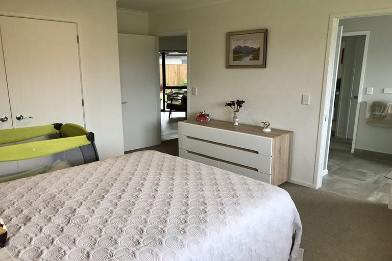 Photo of property in 48 Leeward Drive, Whitianga, 3510