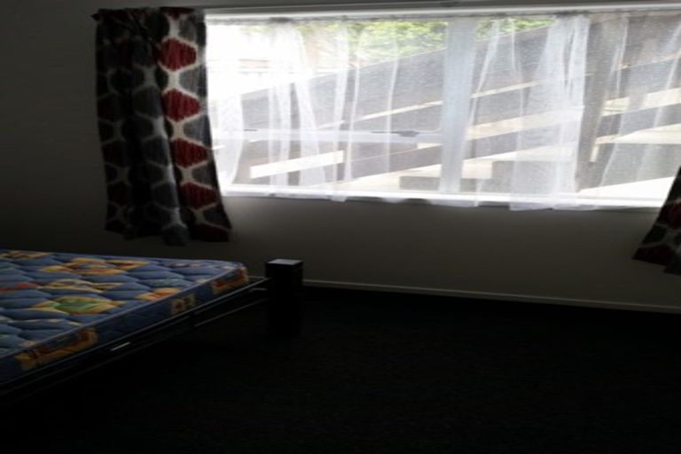 Photo of property in 2/36 Central Avenue, Avenues, Whangarei, 0110