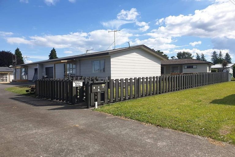 Photo of property in 7a Harris Street, Pukekohe, 2120