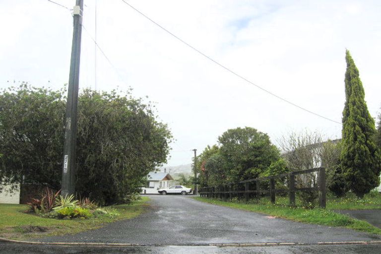 Photo of property in 24 Kokich Crescent, Onerahi, Whangarei, 0110