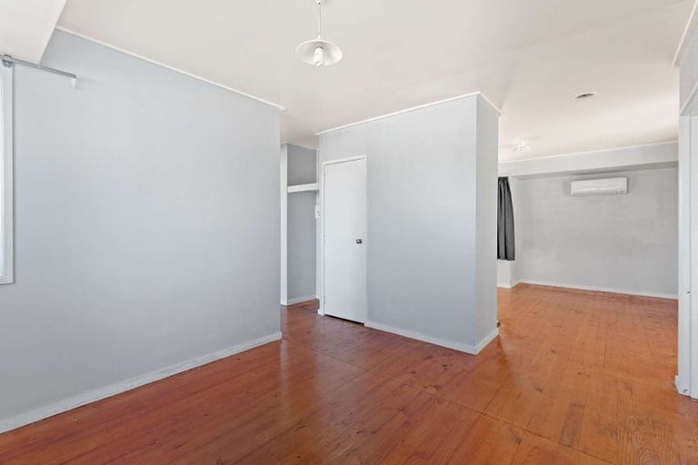 Photo of property in 9 Totara Street, Waiuku, 2123