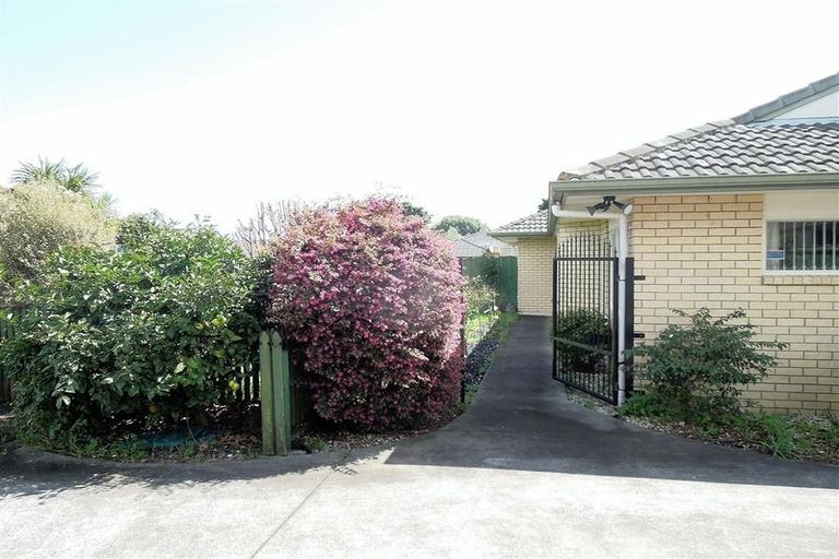 Photo of property in 72 Milson Drive, Papakura, 2110