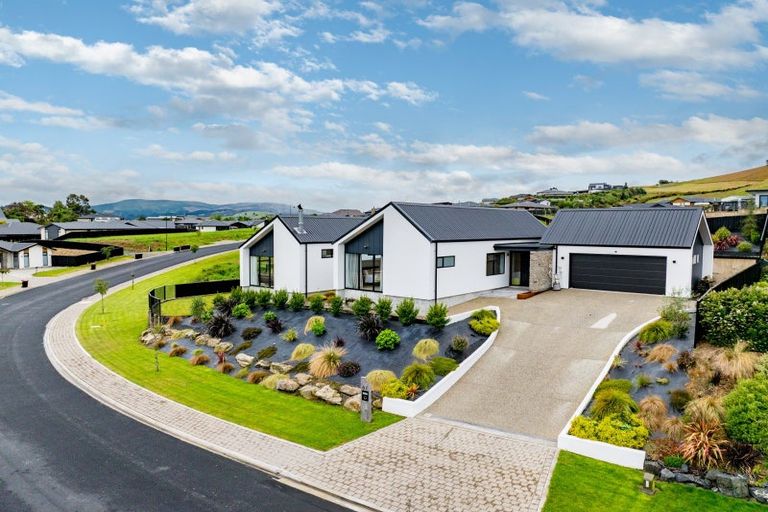 Photo of property in 61 Heathfield Drive, Mosgiel, 9024