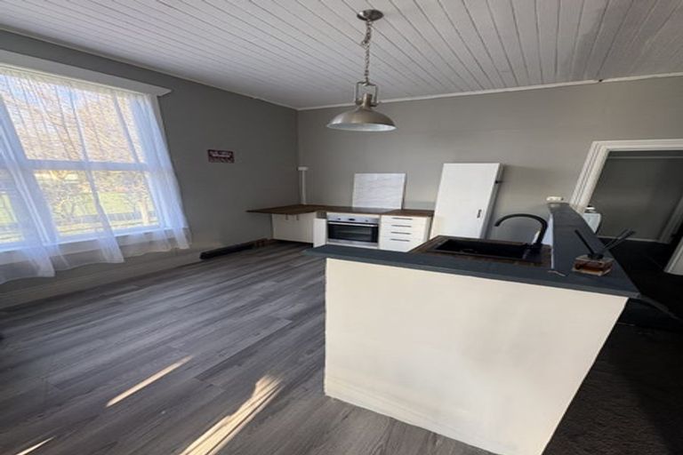 Photo of property in 24 Wilkin Street, Rotherham, 7379