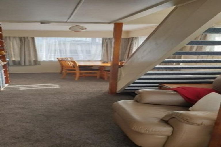 Photo of property in 167 Waihi Road, Hawera, 4610