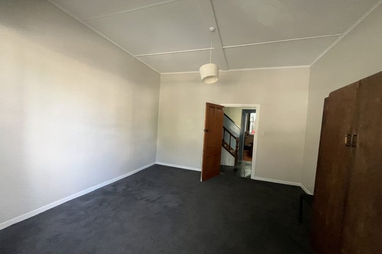 Photo of property in 112 Aro Street, Aro Valley, Wellington, 6021