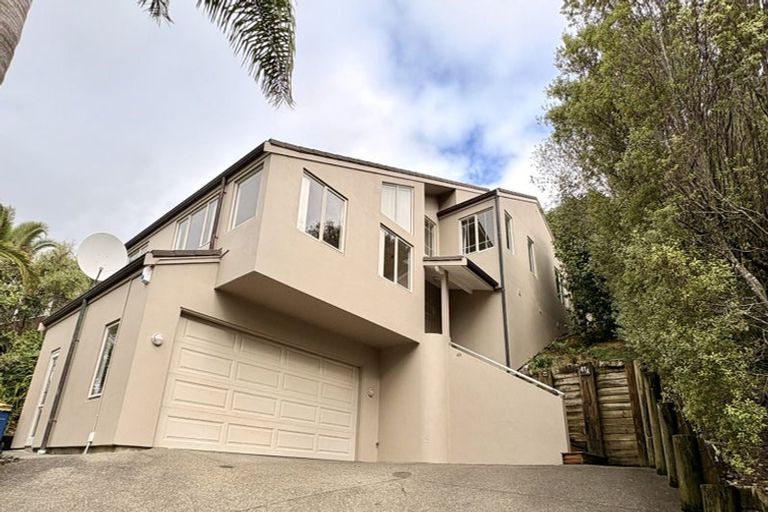 Photo of property in 41a Palliser Lane, Browns Bay, Auckland, 0632