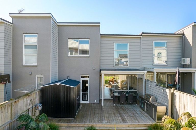 Photo of property in 4 Tyler Davies Drive, Red Beach, 0932