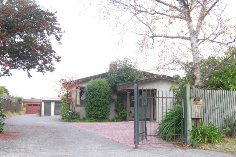 Photo of property in 8 Balmoral Street, Taradale, Napier, 4112