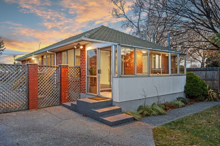 Photo of property in 197 Grahams Road, Burnside, Christchurch, 8053