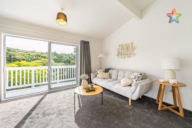 Photo of property in 100a Normandale Road, Normandale, Lower Hutt, 5010