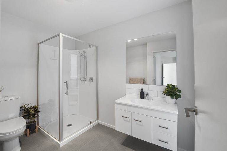 Photo of property in 37 Kahuparere Crescent, Pyes Pa, Tauranga, 3112