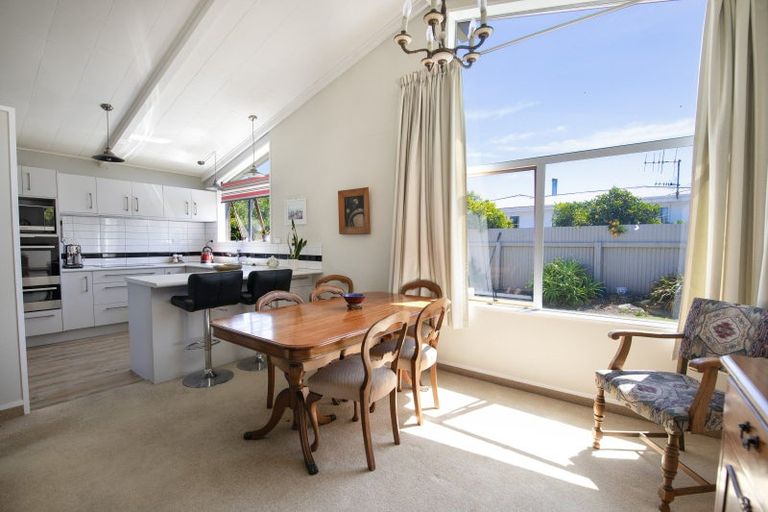 Photo of property in 1/10 Avondale Road, Taradale, Napier, 4112