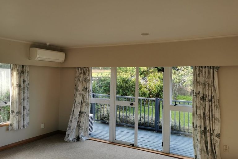 Photo of property in 14 Lyttelton Avenue, Forrest Hill, Auckland, 0620