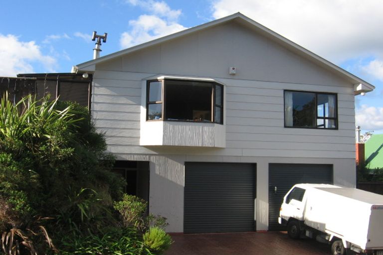 Photo of property in 21 Chorley Grove, Churton Park, Wellington, 6037