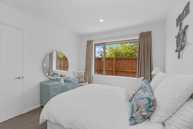 Photo of property in 5 Grace Close, Aidanfield, Christchurch, 8025