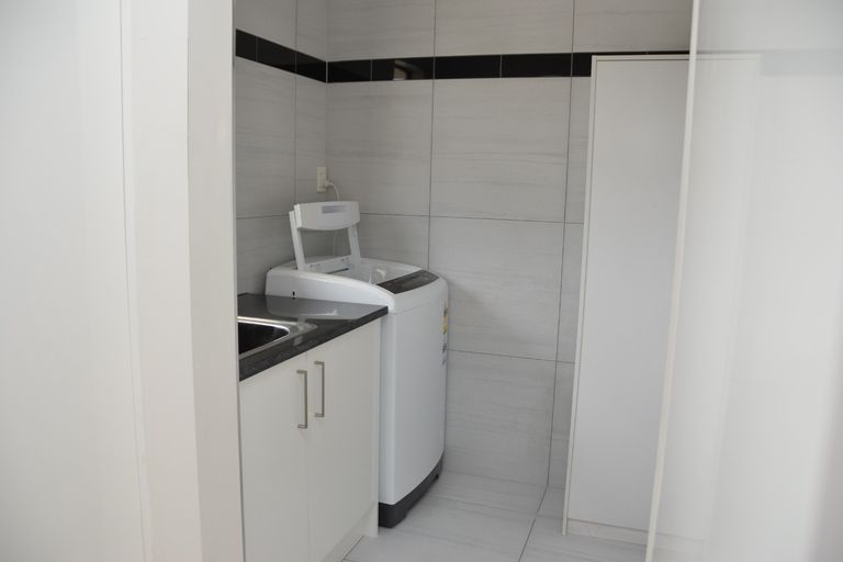 Photo of property in 26 Latham Avenue, Pakuranga, Auckland, 2010