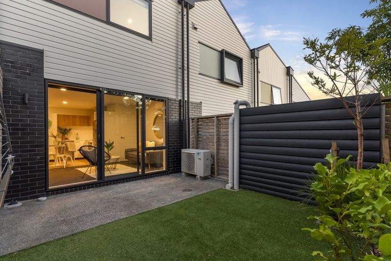 Photo of property in 5 Panoni Lane, Howick, Auckland, 2014